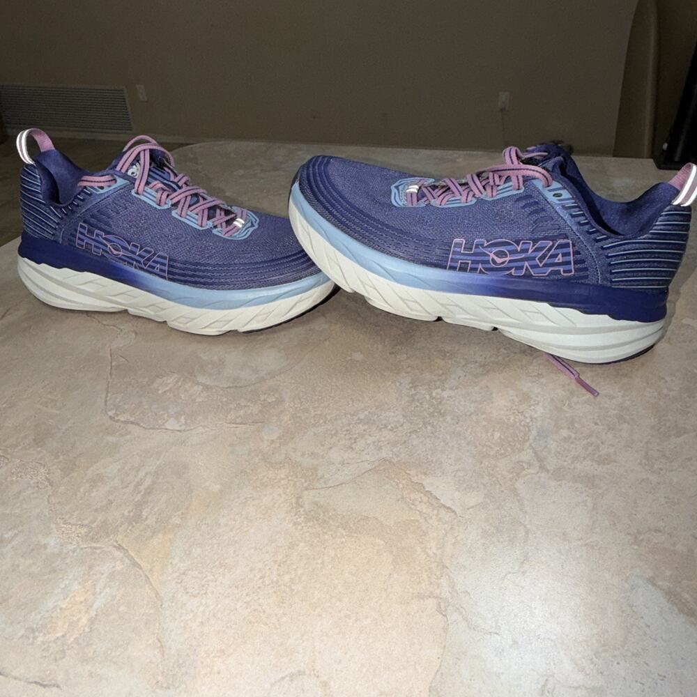 Hoka One One Bondi 6 Womens Size 7.5 Purple Pink Athletic Running Shoes Sneakers